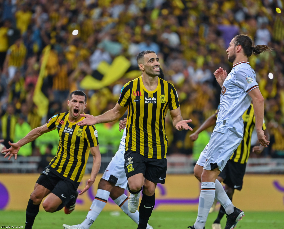 الاتحاد.. +6