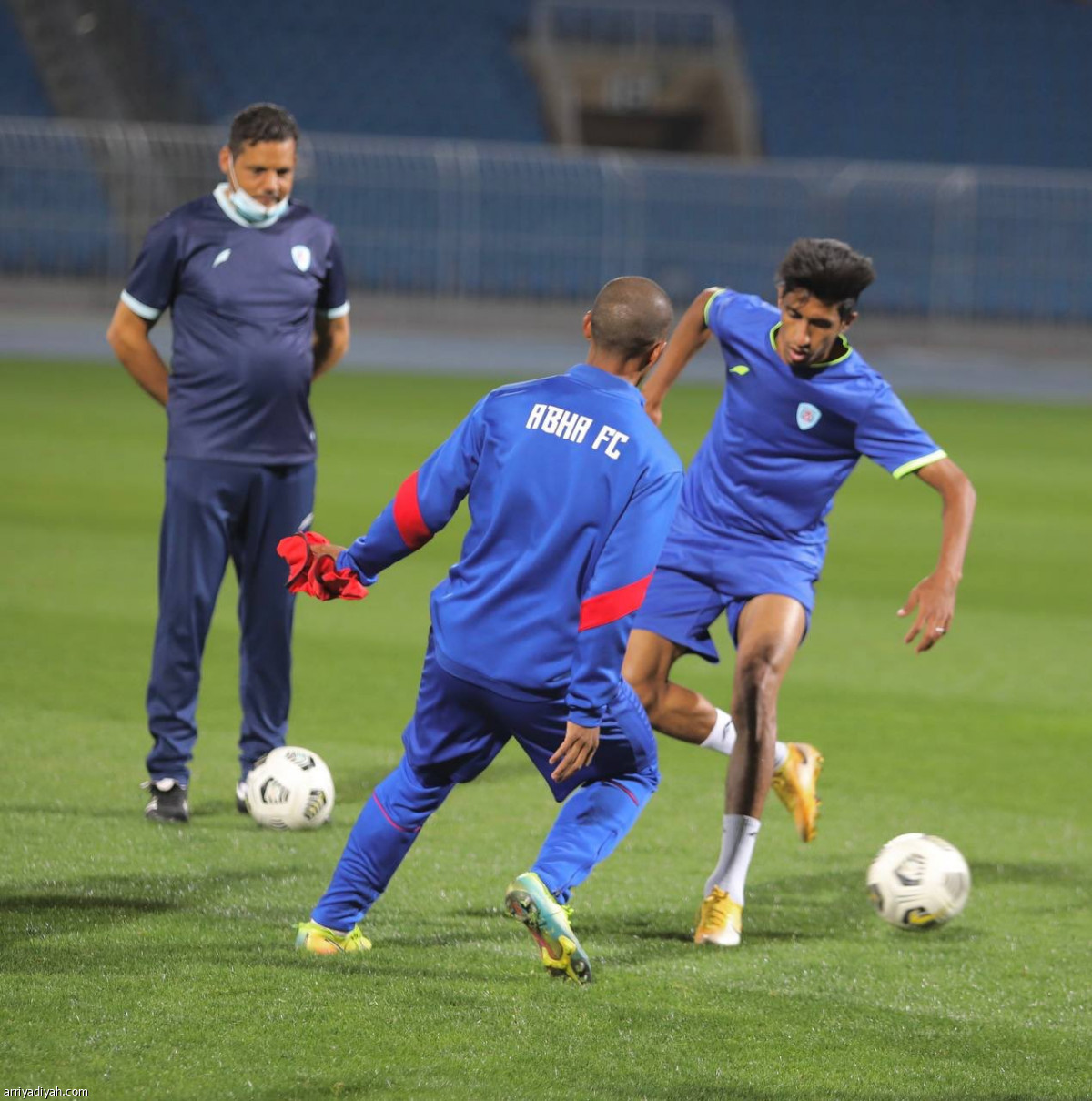 أبها يستعد للهلال بالترفيه