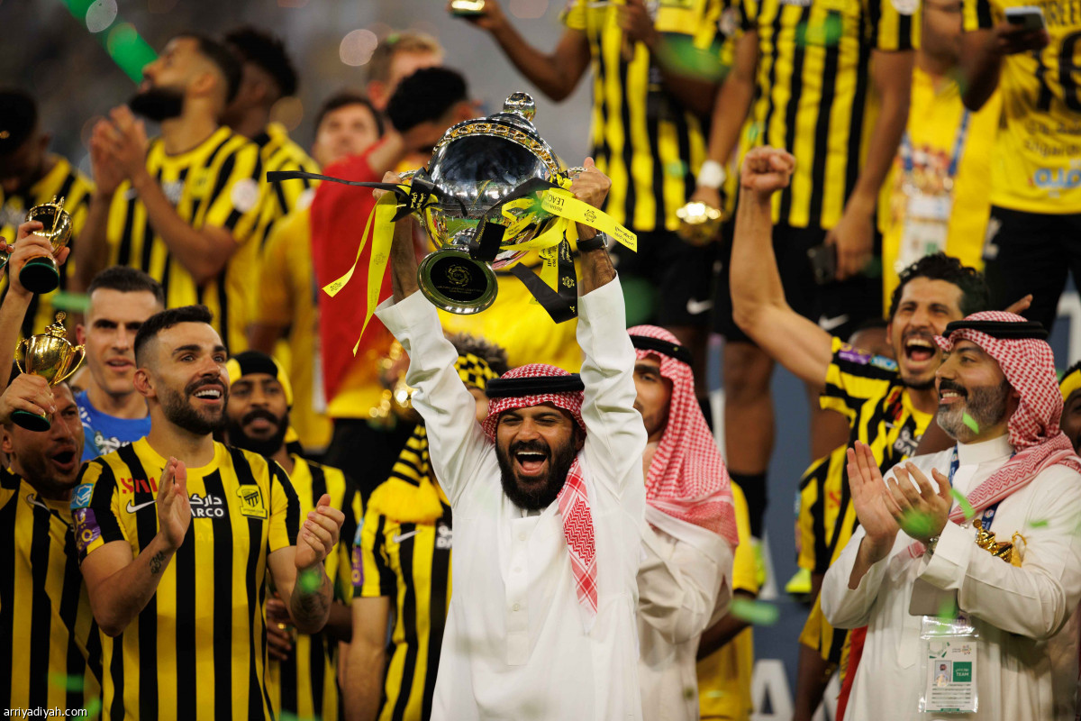 الاتحاد يحتفل