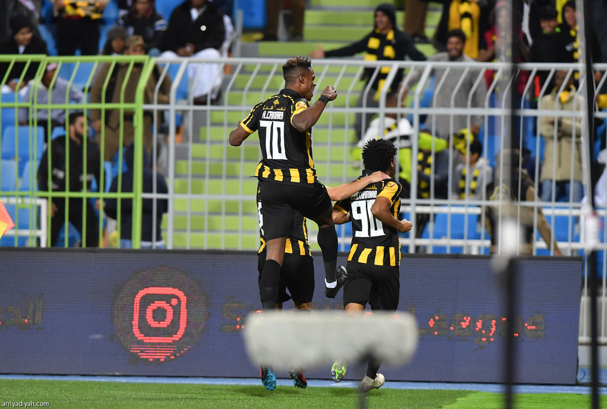 النصر والاتحاد.. «حبايب»