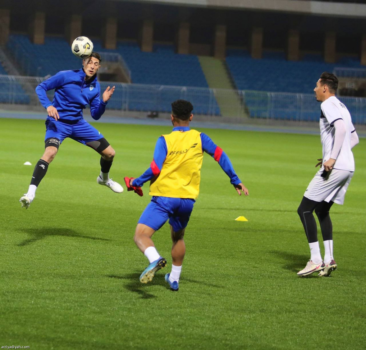 أبها يستعد للهلال بالترفيه