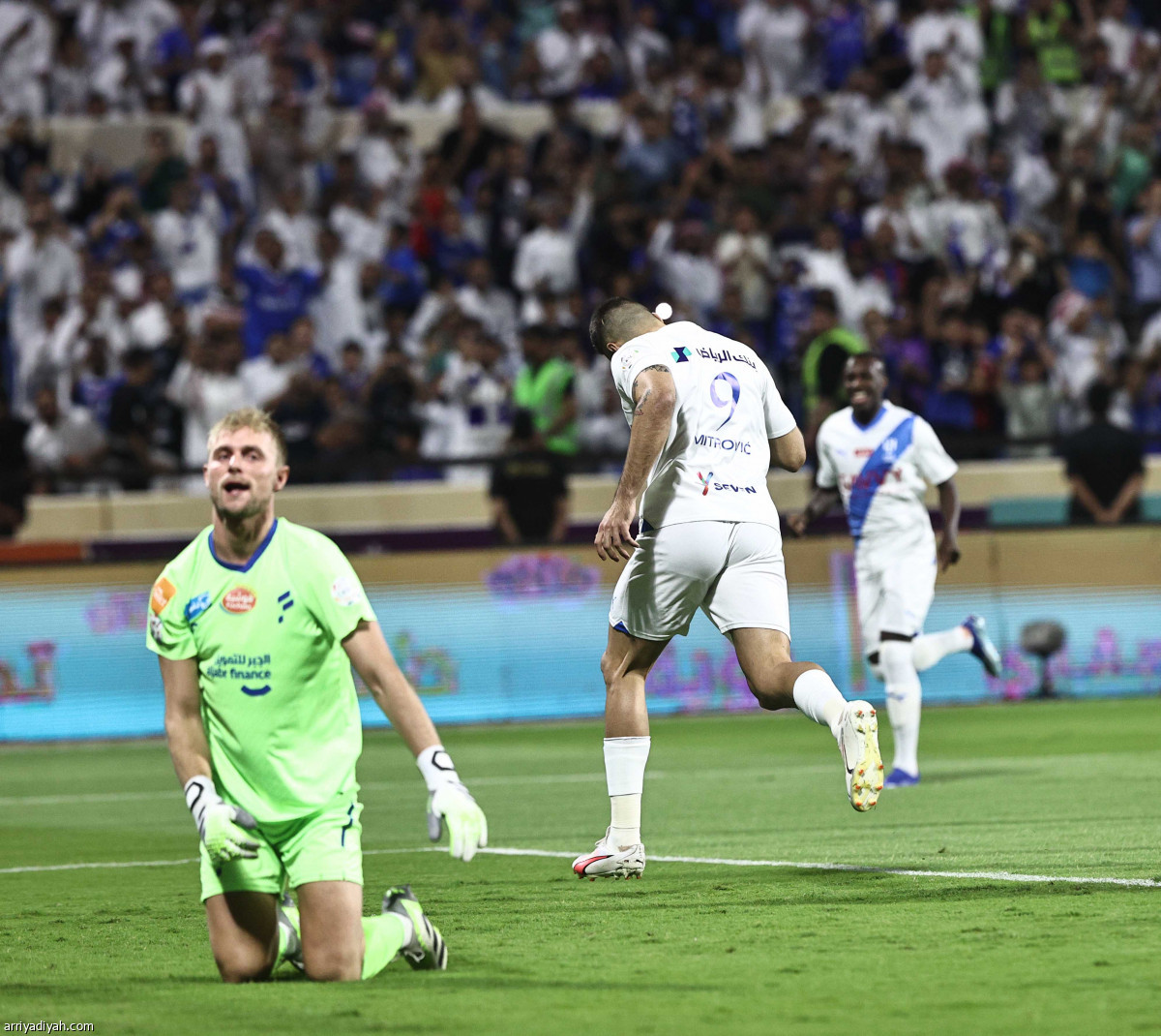 الهلال.. احكام صدارة