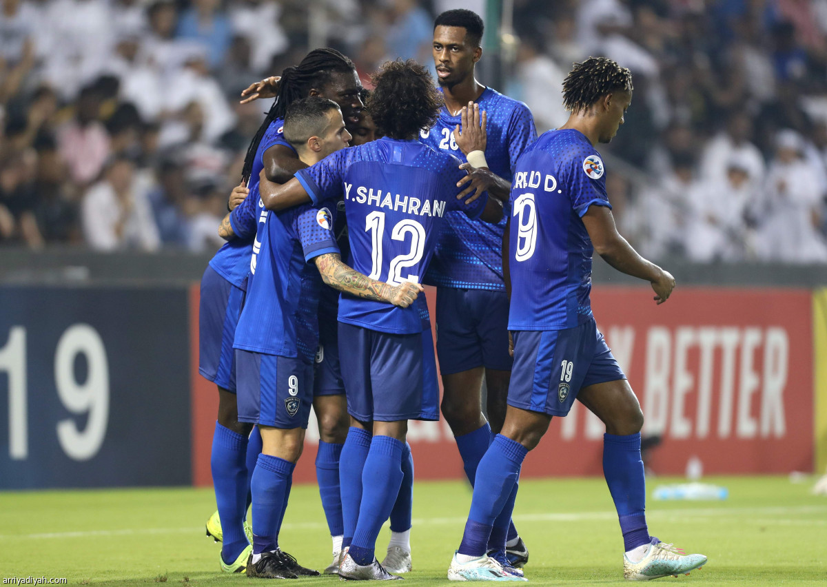 جوميز يعوض الهلال