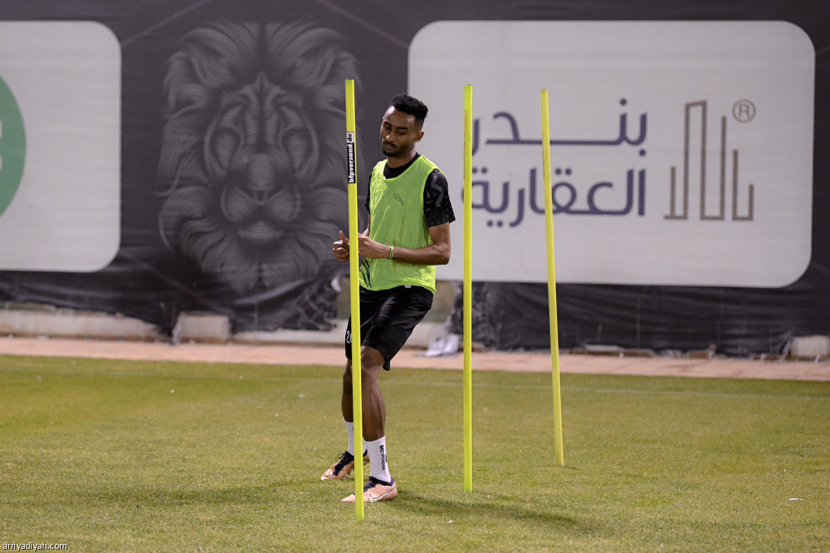 النصر والشباب يتأهبان