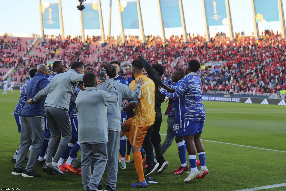 الهلال.. ثالث عبور