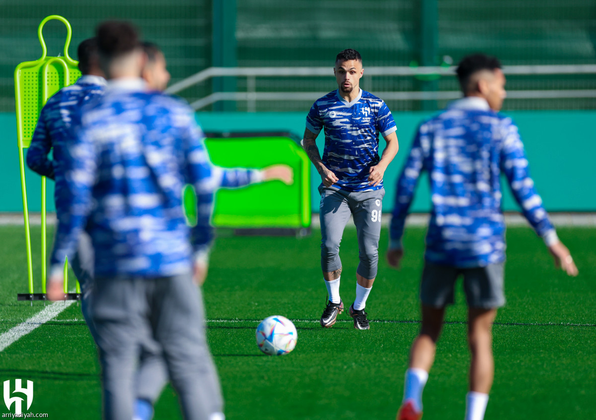 الهلال يتأهب