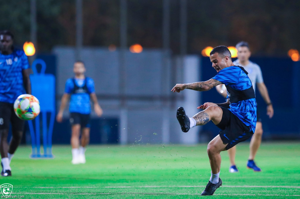 الهلال يعود