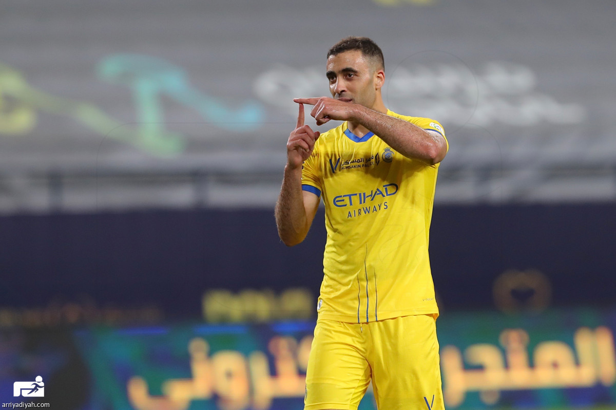 النصر والباطن.. حفلة أهداف «صور»