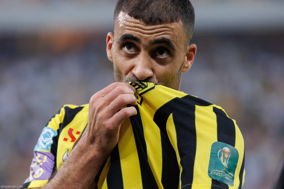 الاتحاد يتأهل