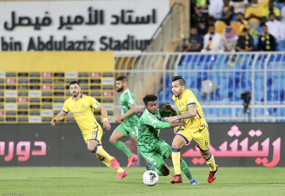 الأهلي يعطل النصر