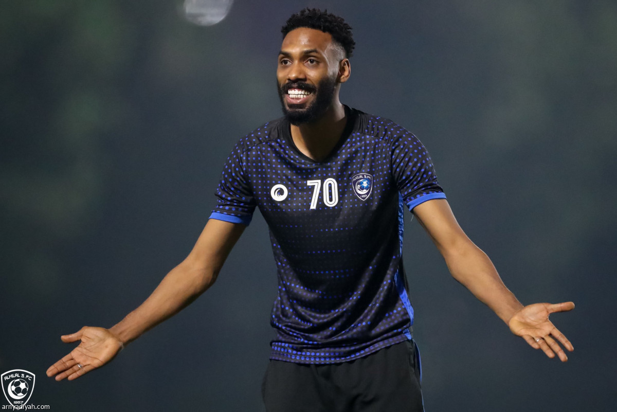 الهلال.. تفاؤل رغم «كورونا»