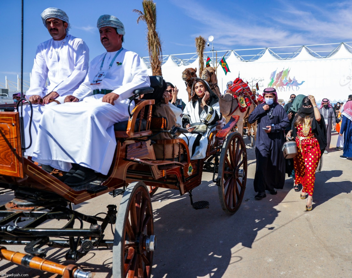 مهرجان المؤسس.. مشاركة نسائية أولى