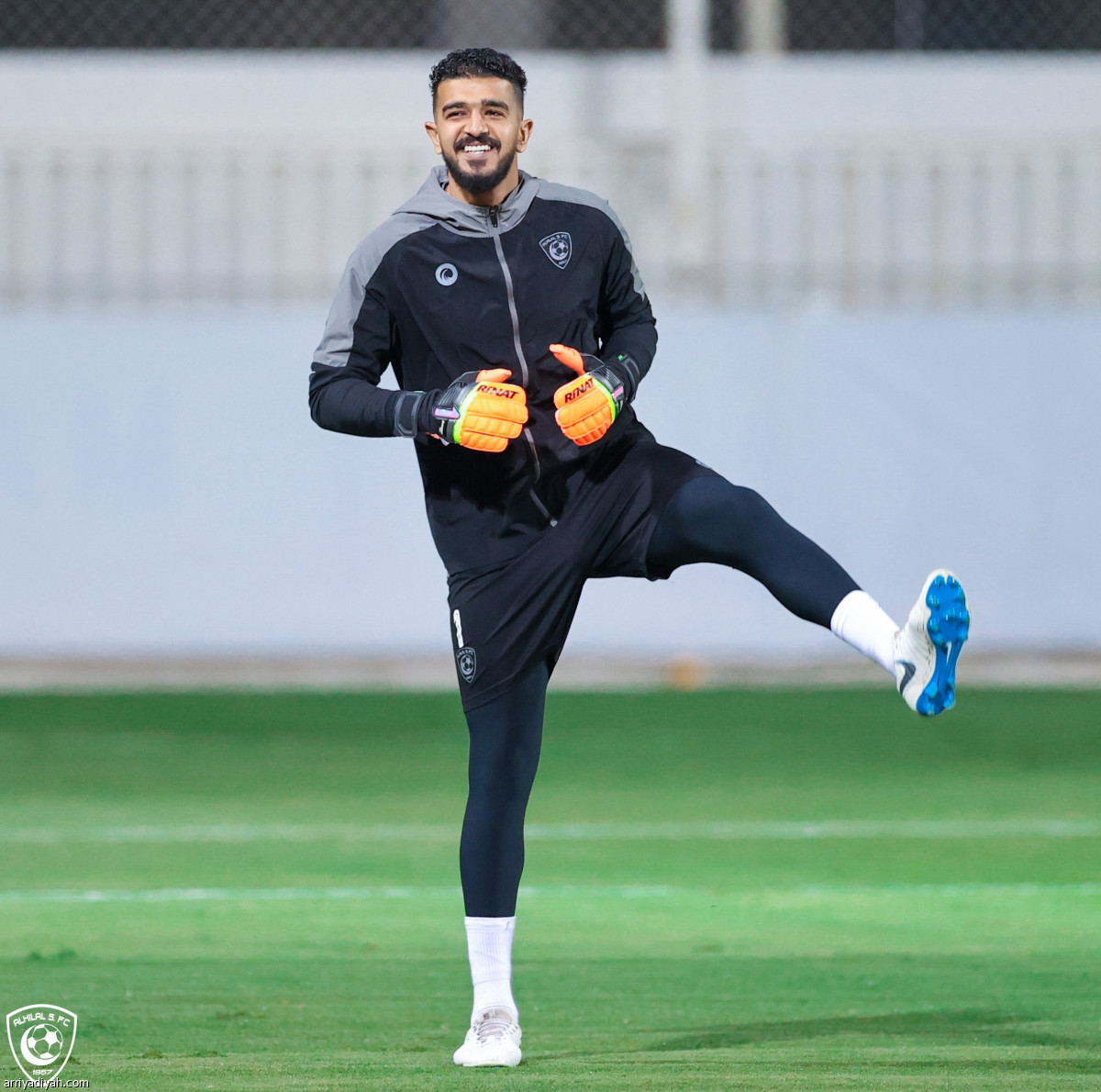 الهلال مُتأهب