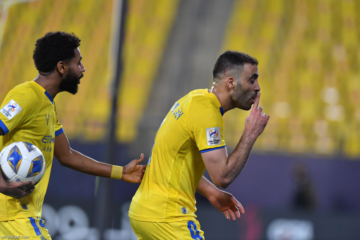 النصر يصل إلى الثامنة