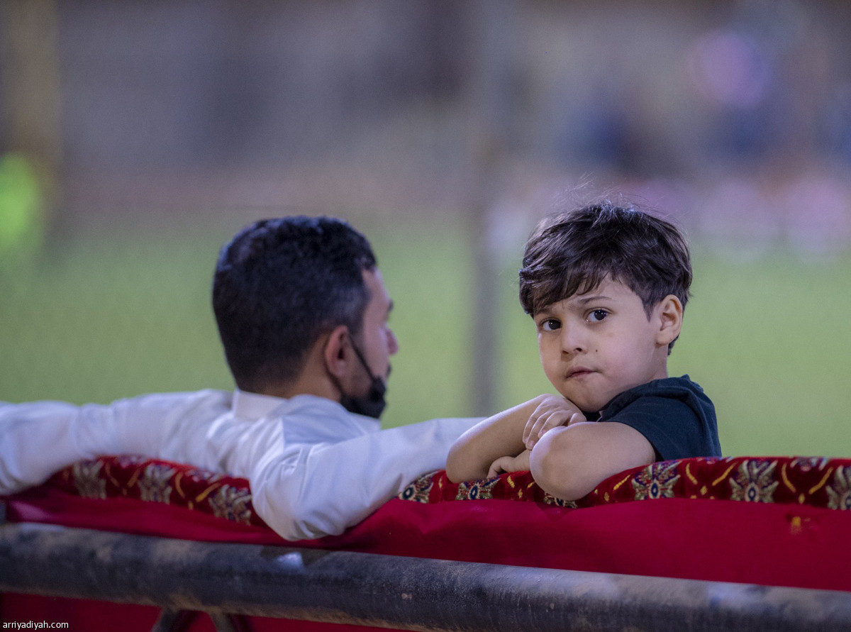 دعم جماهيري في التعاون