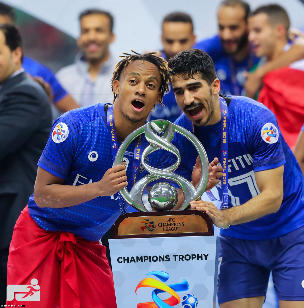 الهلال يسترد عرشه