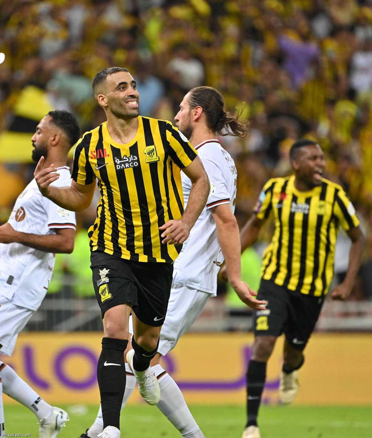 الاتحاد.. +6