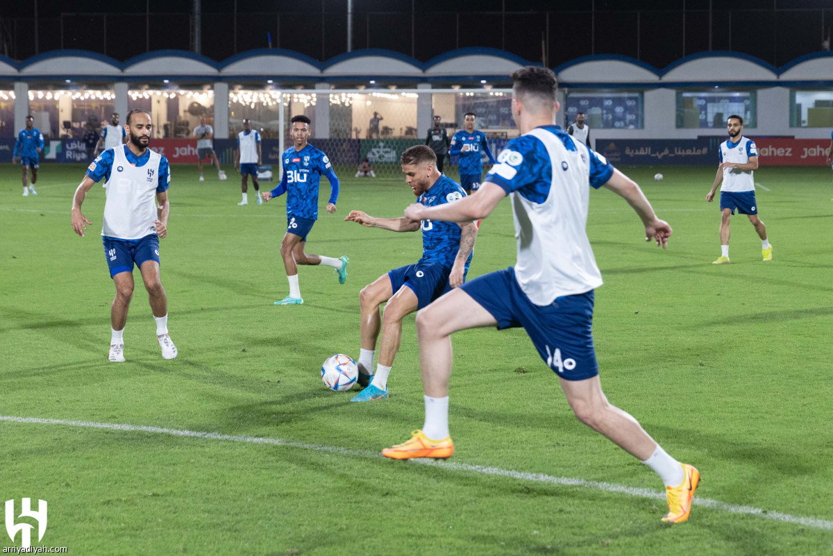 الهلال يتأهب