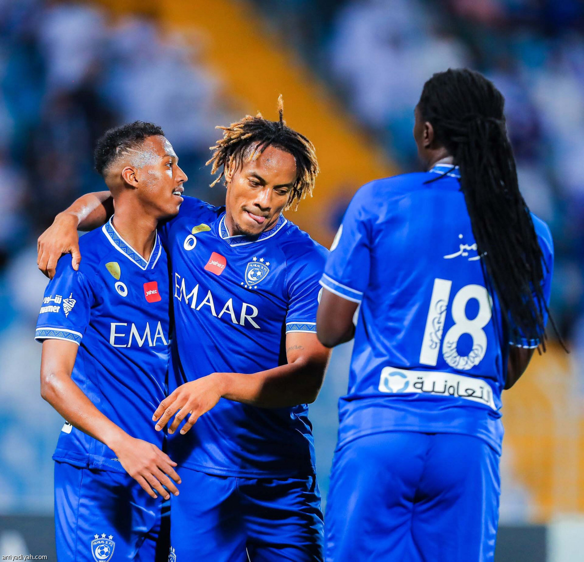 الهلال يوقف ضمك