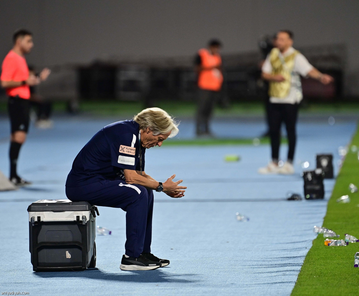 الهلال.. بداية متعثرة