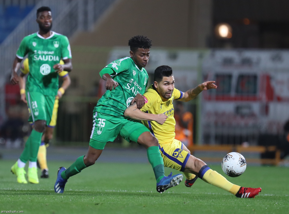 الأهلي يعطل النصر