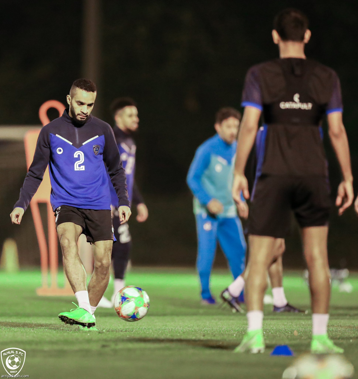 الهلال.. مناورة وتكتيك