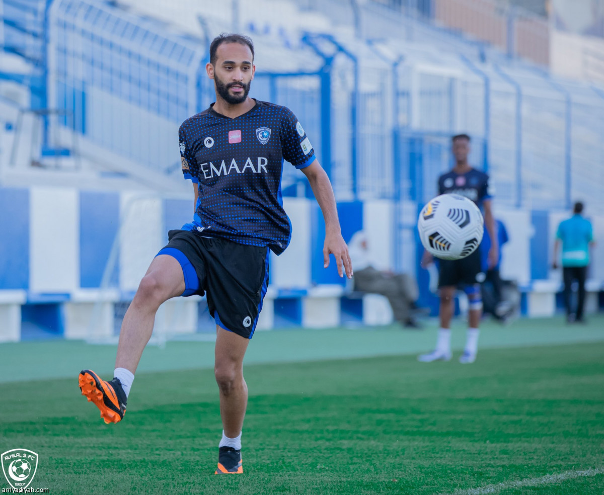 الهلال يرفض الراحة