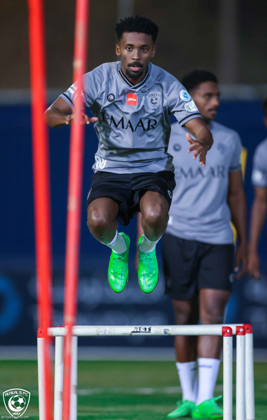 الهلال.. مناورة وتكتيك