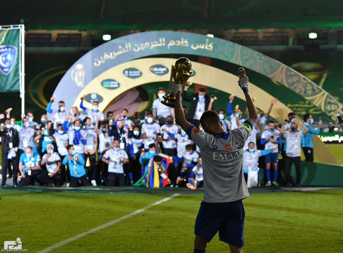 الهلال.. 9 كؤوس