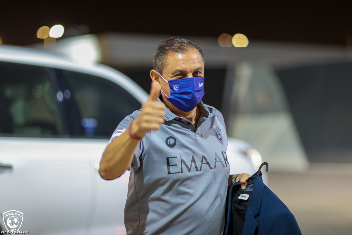 الهلال يطير إلى جدة