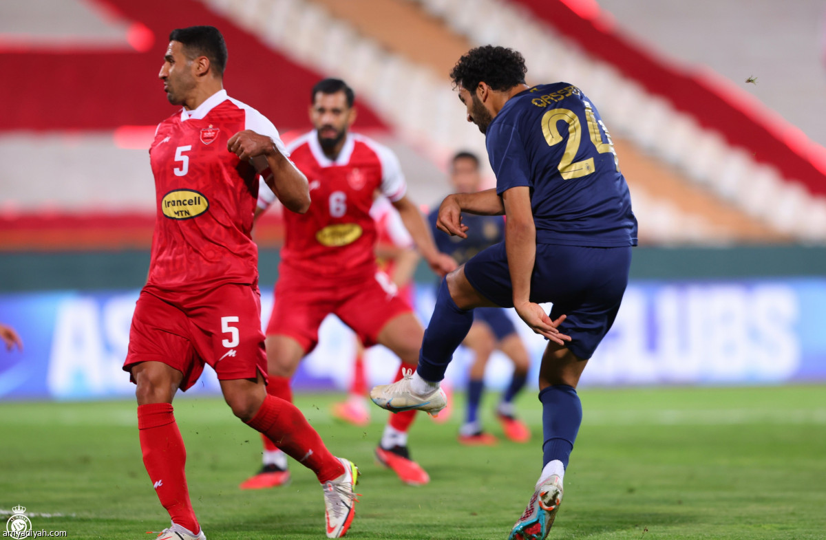 النصر يتصدر