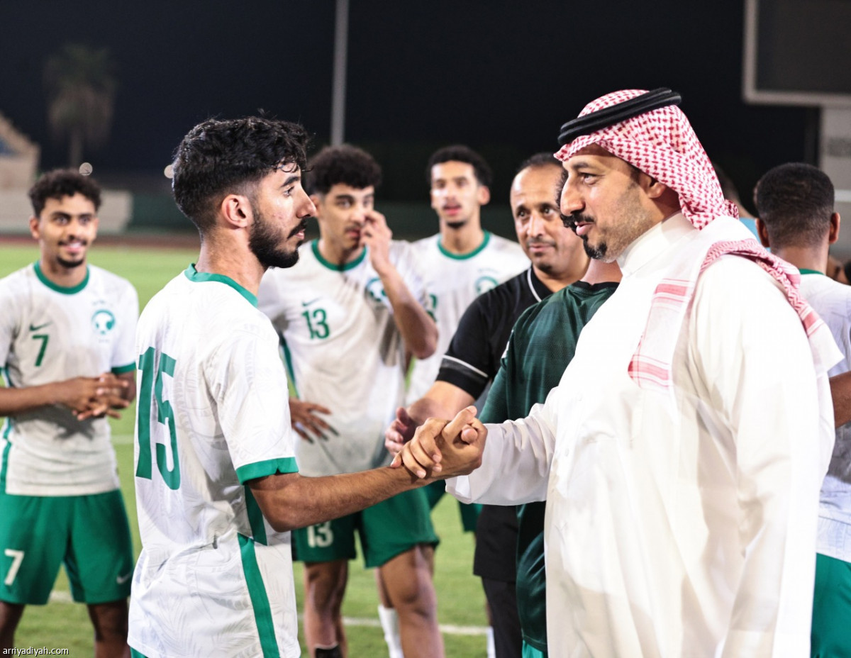 الأخضر⁩ الشاب.. احتفالات العبور