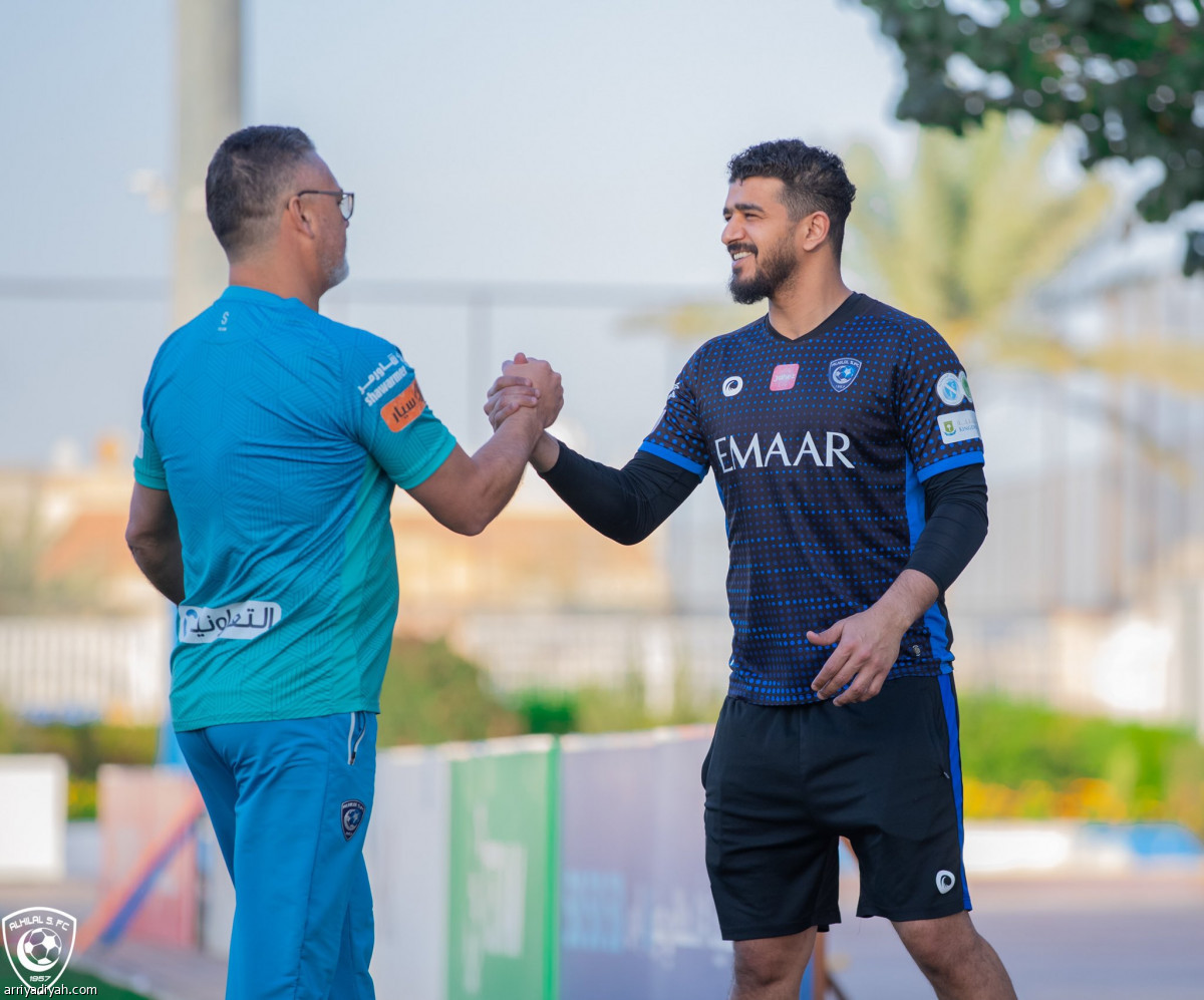 الهلال يرفض الراحة