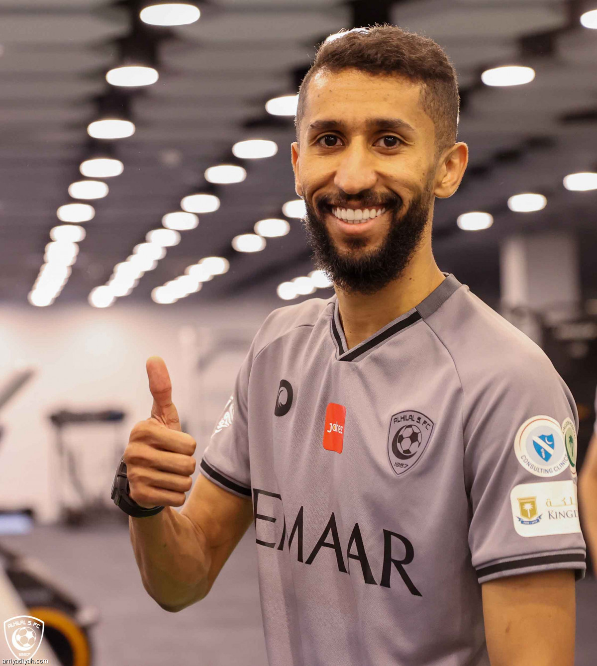 ثلاثي الهلال جاهز للإيراني