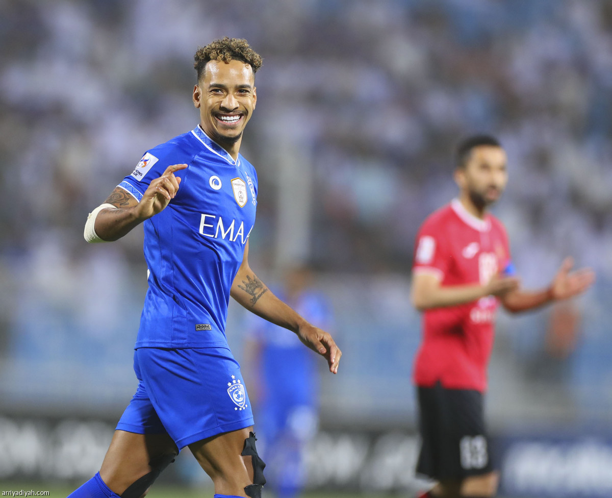 الهلال.. علامة كاملة