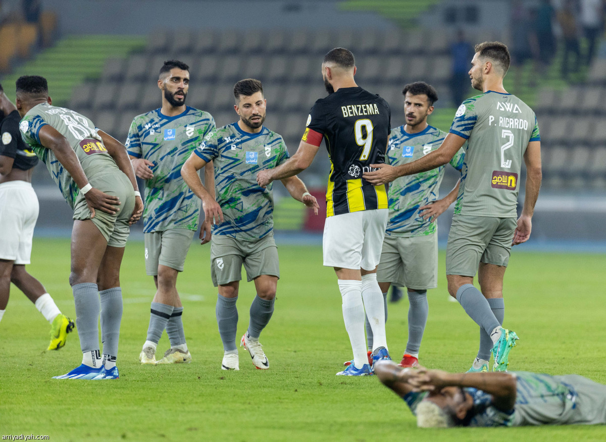 الاتحاد.. تعثر جديد