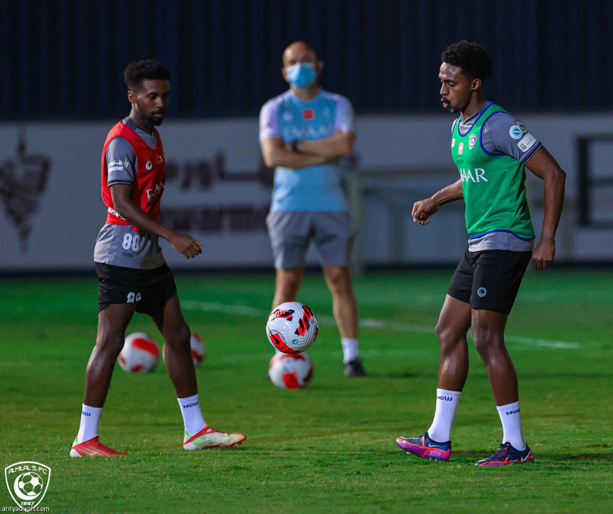 الهلال برفض الراحة