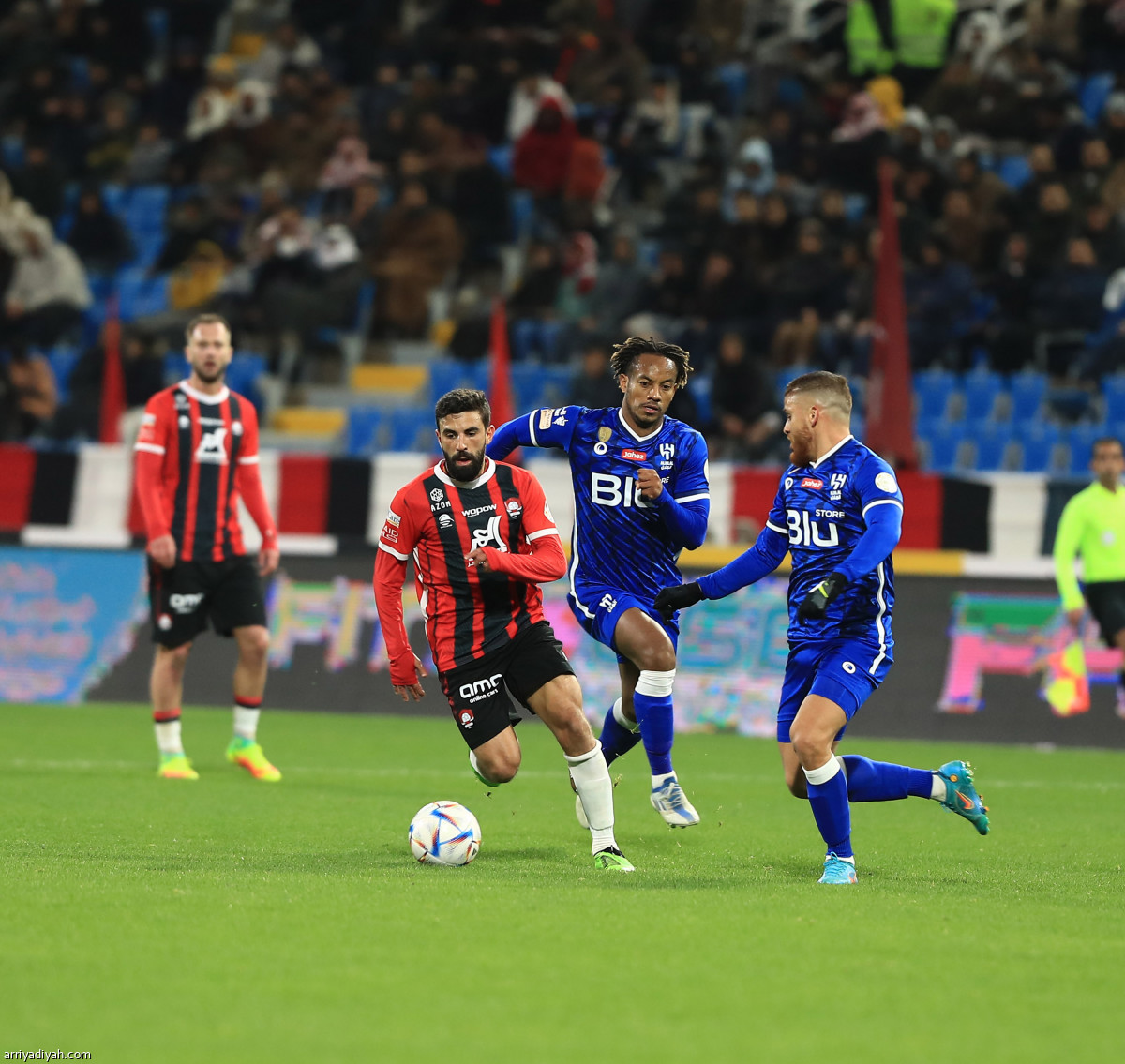 الهلال.. تعثر جديد