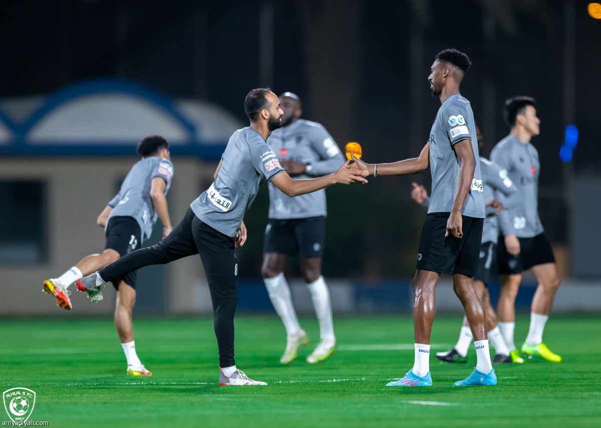 الهلال.. مناورة وتكتيك