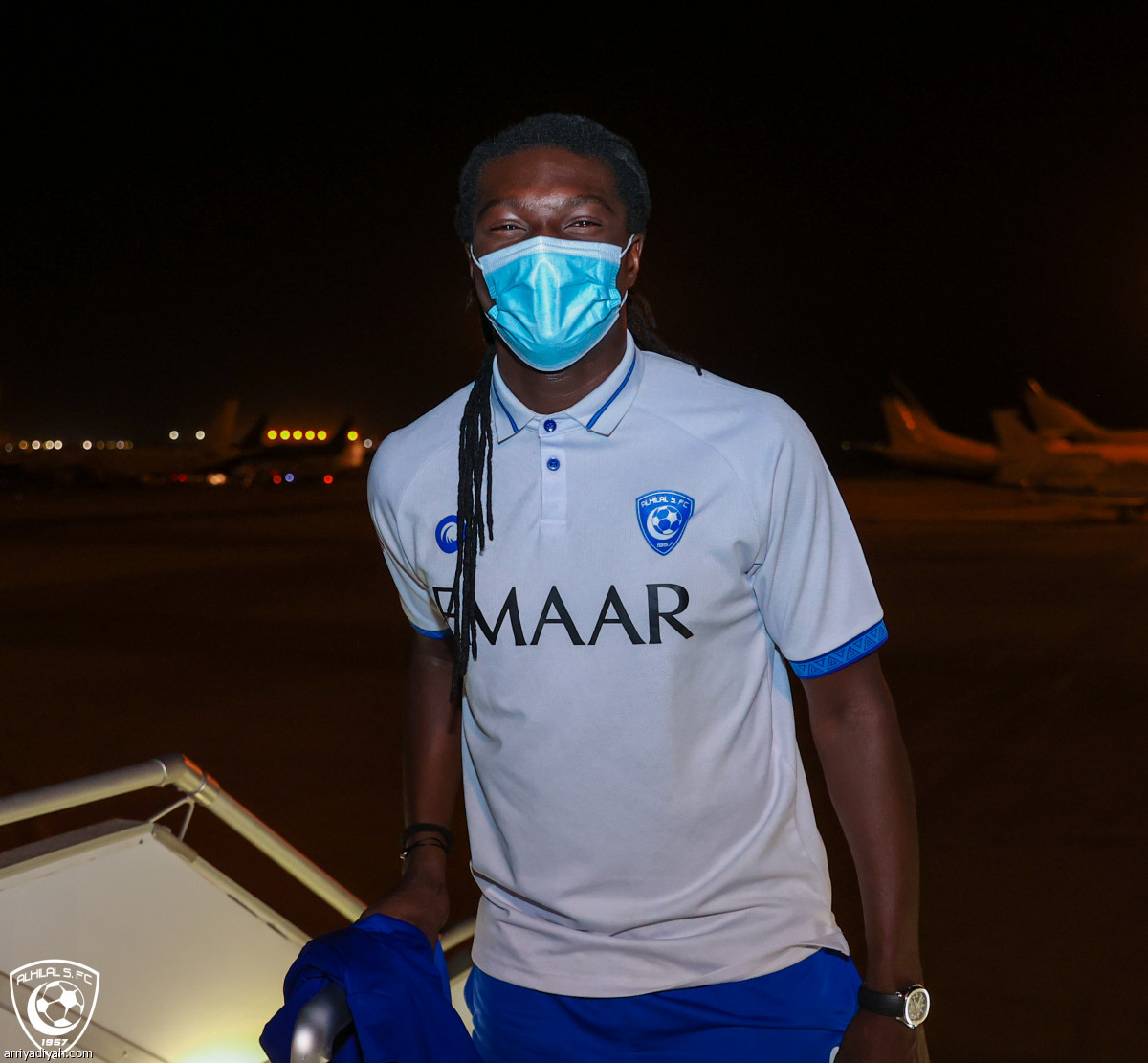 الهلال يطير إلى القصيم