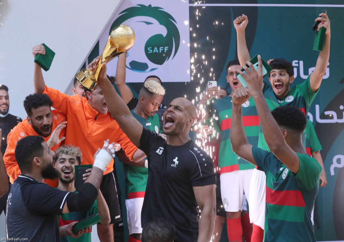 الاتفاق.. بطل الصالات