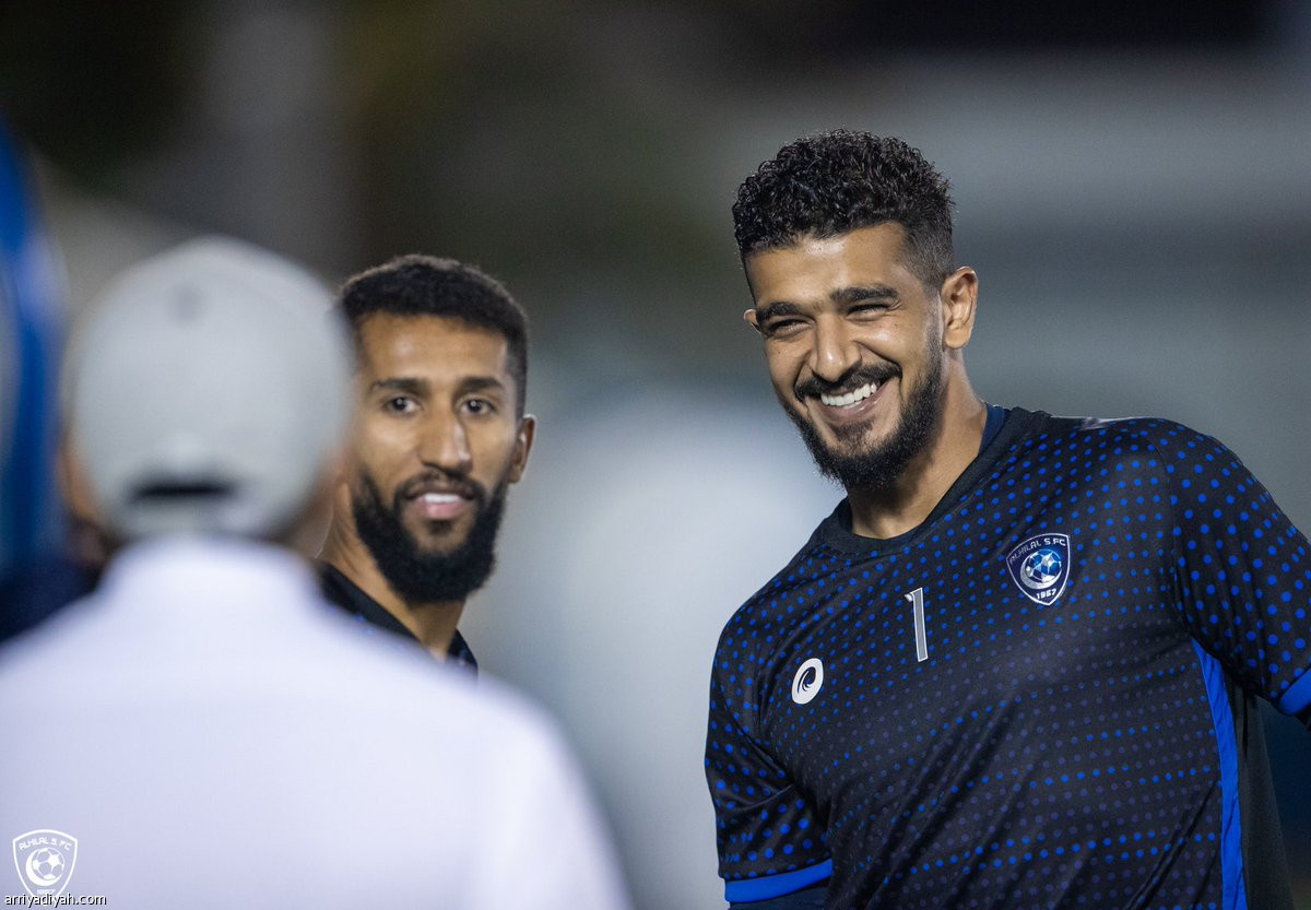 التدريبات تتواصل في الهلال