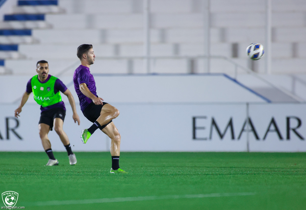 الهلال يستعد للأوزبكي