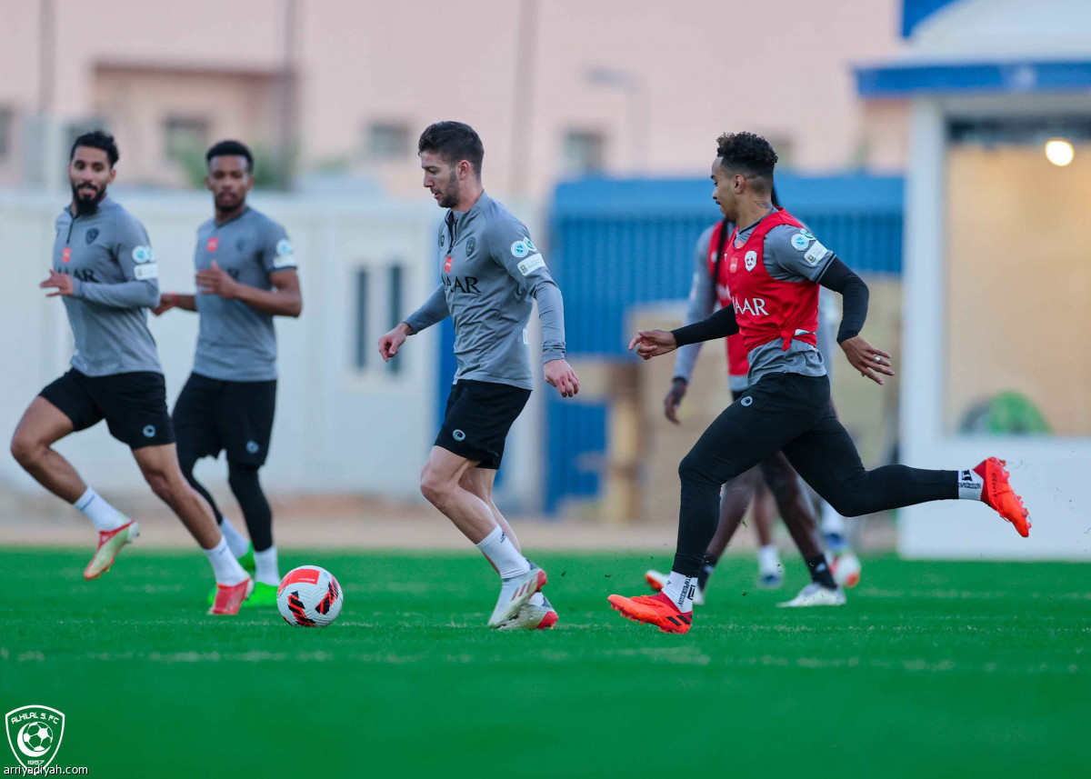 الهلال متأهب