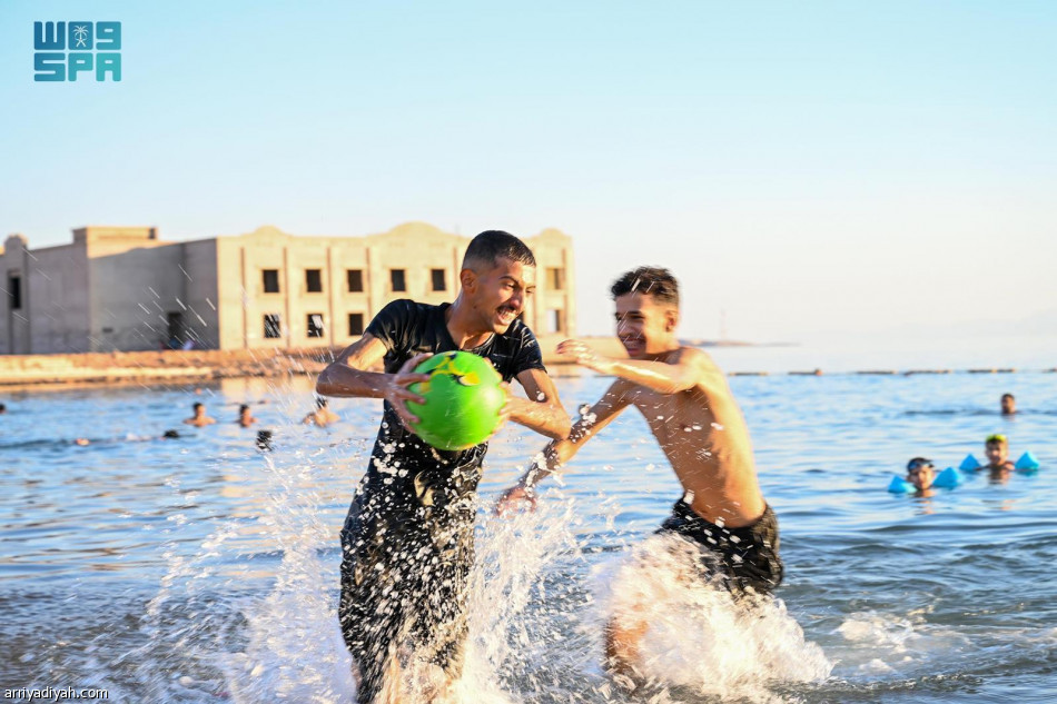 «أم عنم».. وجهة زوار حقل الصيفية