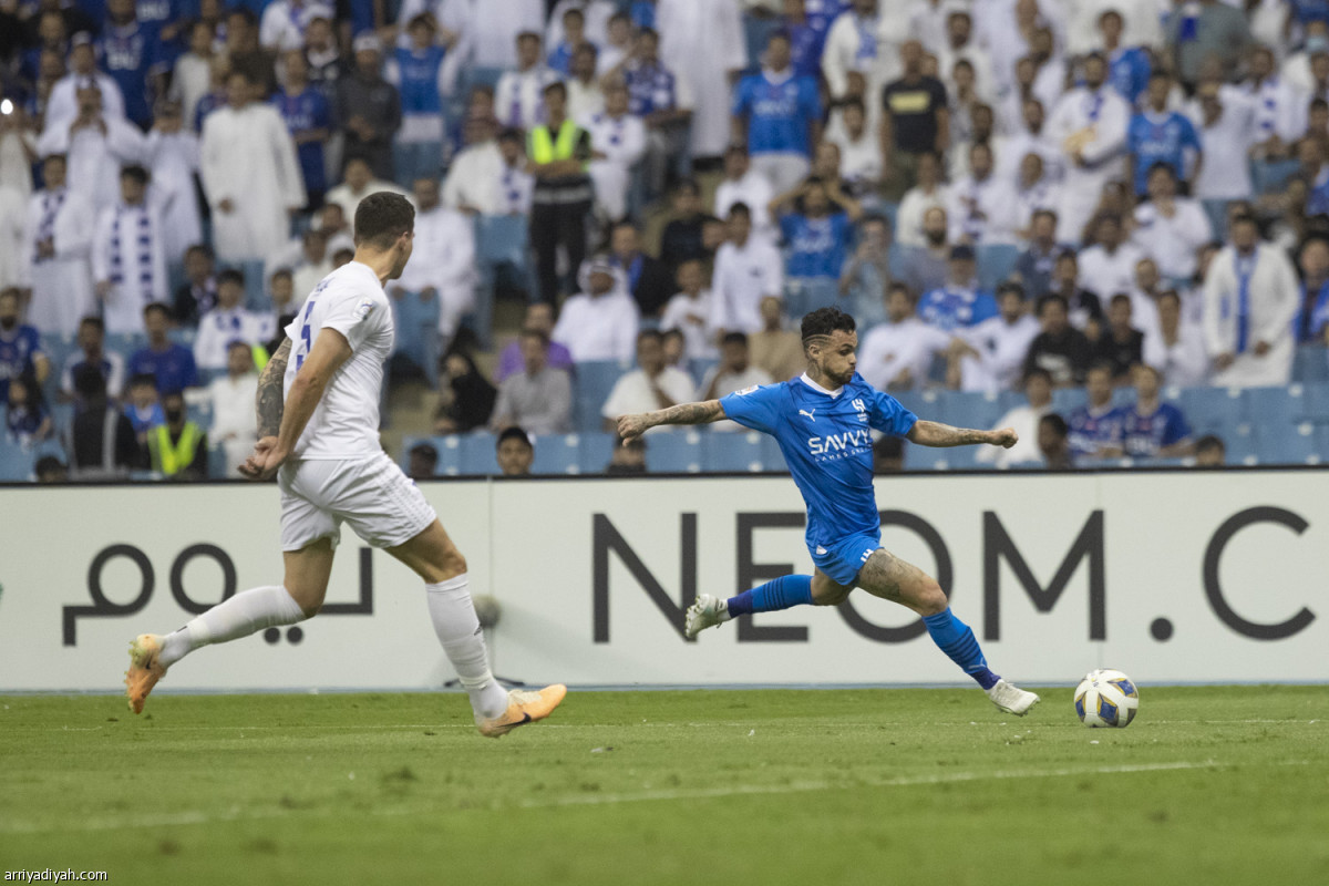 الهلال يرفض الخسارة