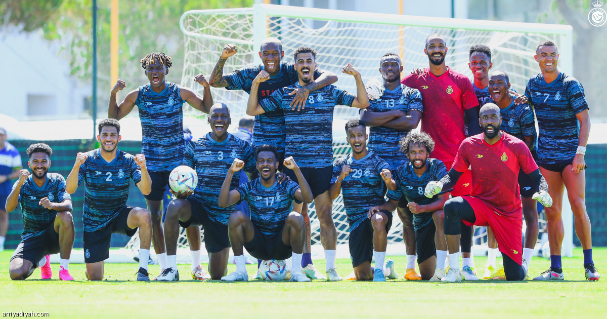 النصر.. بروزوفيتش يصل